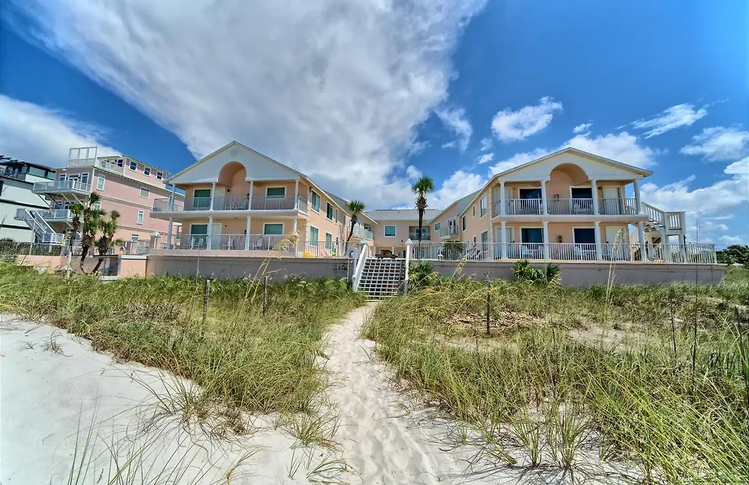 Pineapple Villas-1